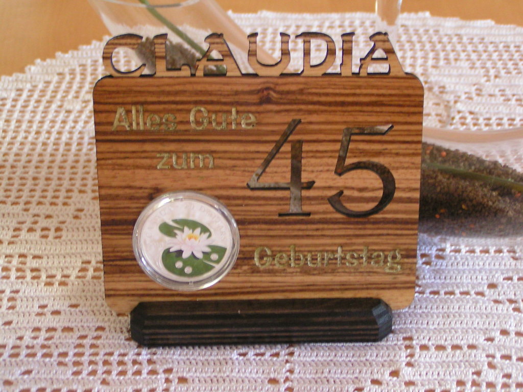 Claudia45.jpg